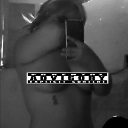 Alexxtraterrestr3 in OnlyFans, a Seductive Model with Erotic Content