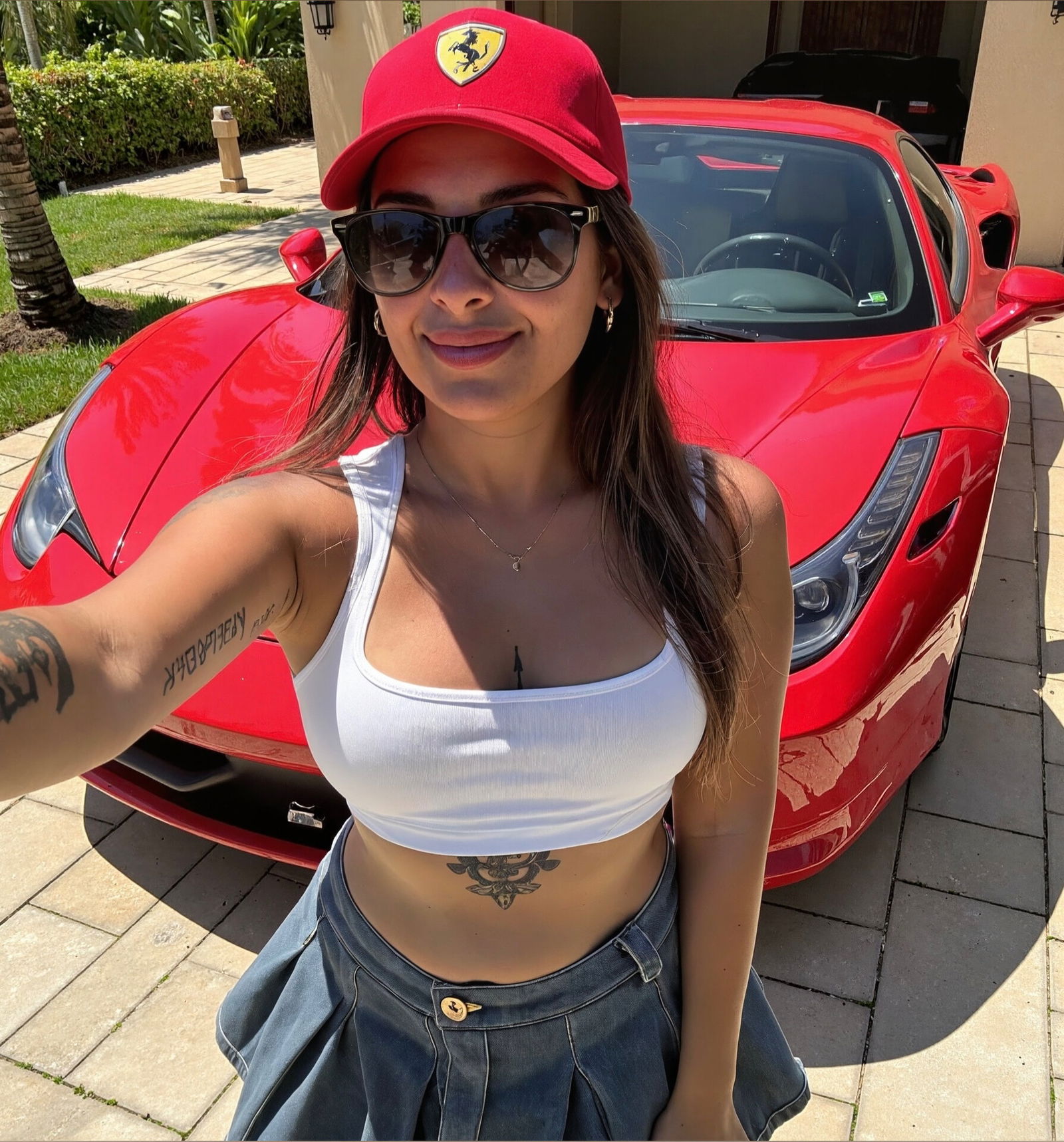 𝐂𝐫𝐞𝐚𝐦𝐲 𝐀𝐝𝐢 🙄  𝐏𝐚𝐧𝐭𝐢𝐞𝐬 𝐃𝐞𝐥𝐢𝐯𝐞𝐫𝐲 📦✈️ photo