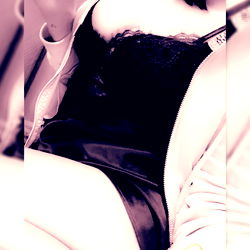 Babie 420 Model Photo