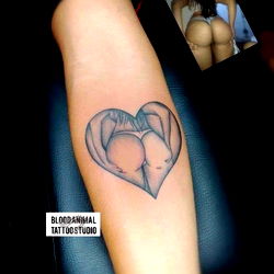 V’s temptation photo