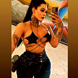 Victoria, the Gothic Chic - OnlyFans Model