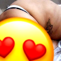 Shayy: United States Model Showcasing Latest OnlyFans Look