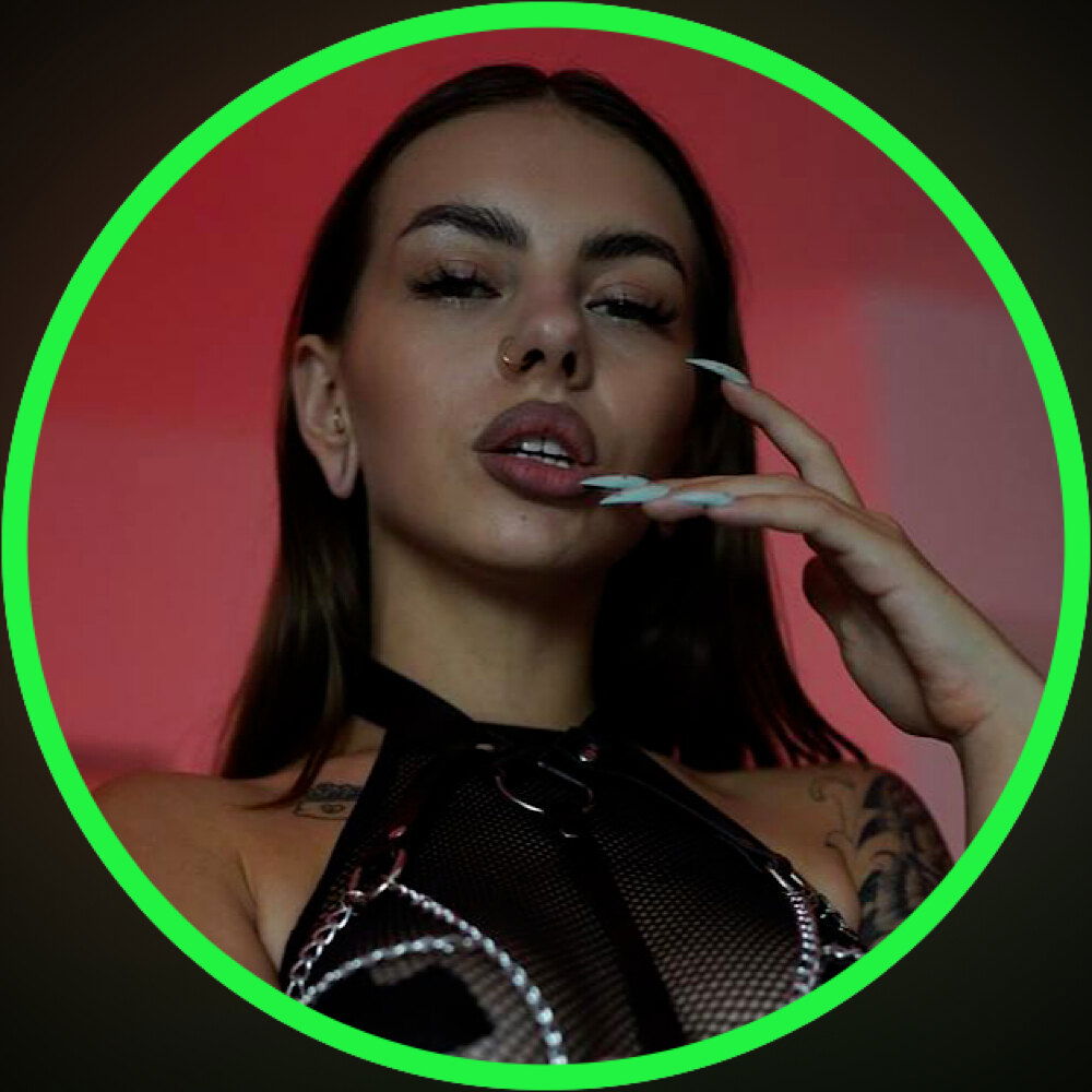 Mallory Grace💥 photo