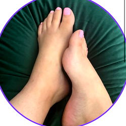 Mai's Toe Nail Polish Collection