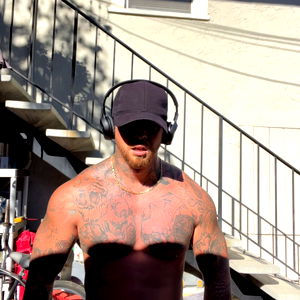 Badboynextdoor95030 photo