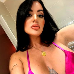 Valentina - Brazilian Beauty