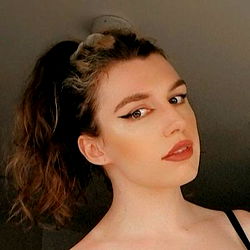 Izzy🏳️‍⚧️ photo