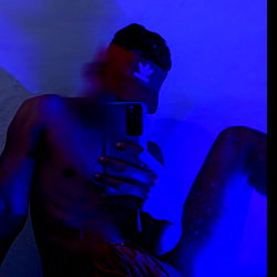 Anonimus Hott's Intimate Photo Shoot