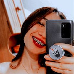 Model Photo: Yoms for OnlyFans, Strong Format JSON