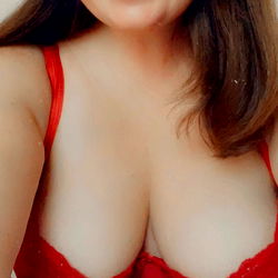 Aggie B, OnlyFans Model