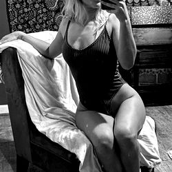 Model Alana Wanna Good Time for SoUth CarOILnA on OnlyFans