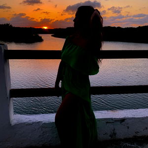 Andreza Oliveira photo