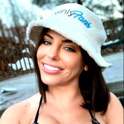 Adriana Chechik photo