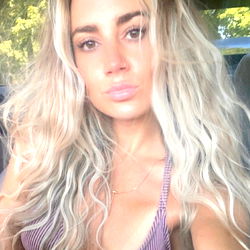 Amanda Kaye: Captivating Model on OnlyFans