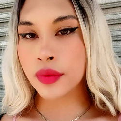 Monterrey Model: Allison Rotz