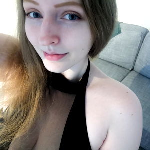 ๐ Curvy PAWG Emily ๐ photo