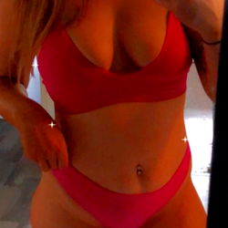 Curious Delight C, a Model From OnlyFans