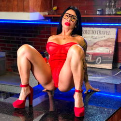 Adriana Espitia in Erotic Photoshoot