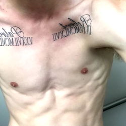 Shirtless Fitness Model in OnlyFans Photo