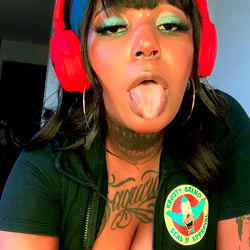 ChanelPunk, a model in tour