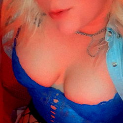 Model Photo of Tiffany Love from OnlyFans