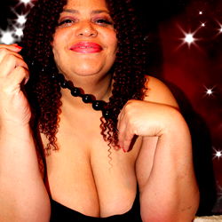 Vickie: A Vibrant Model's Allure