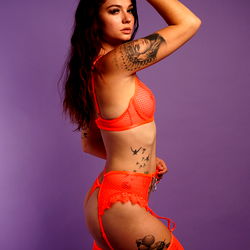 Michelle Renée 𝐅𝐑𝐄𝐄 photo