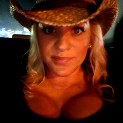 Elaine Roscato - OnlyFans