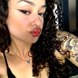 Angelica Morgan: A Captivating Instagram Model