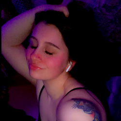 Alana, OnlyFans Model