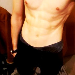 London-Based Model TJ: Shirtless, Chiseled Physique