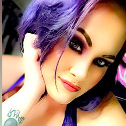 Allie Austyn - OnlyFans Model