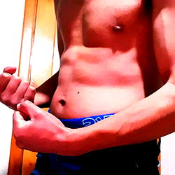 Angel asmr - Shirtless Bodybuilder Posing for OnlyFans