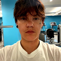 OnlyFans Model Hellablond