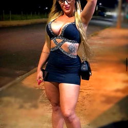 Isabela Sánchez, Famous OnlyFans Model