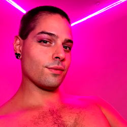 Heath Avery in an Extravagant Photo Shoot