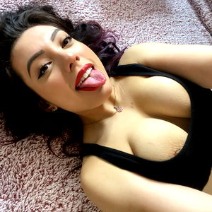 BrattyLivy_free photo