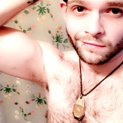 ๐ฉโค๏ธโ๐ฅ Avram Fox โค๏ธโ๐ฅ๐ฉ photo