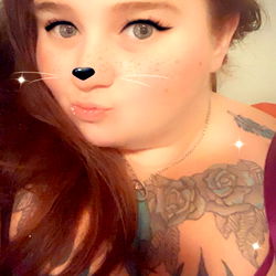 OnlyFans Model Photo: BigSexyMomma