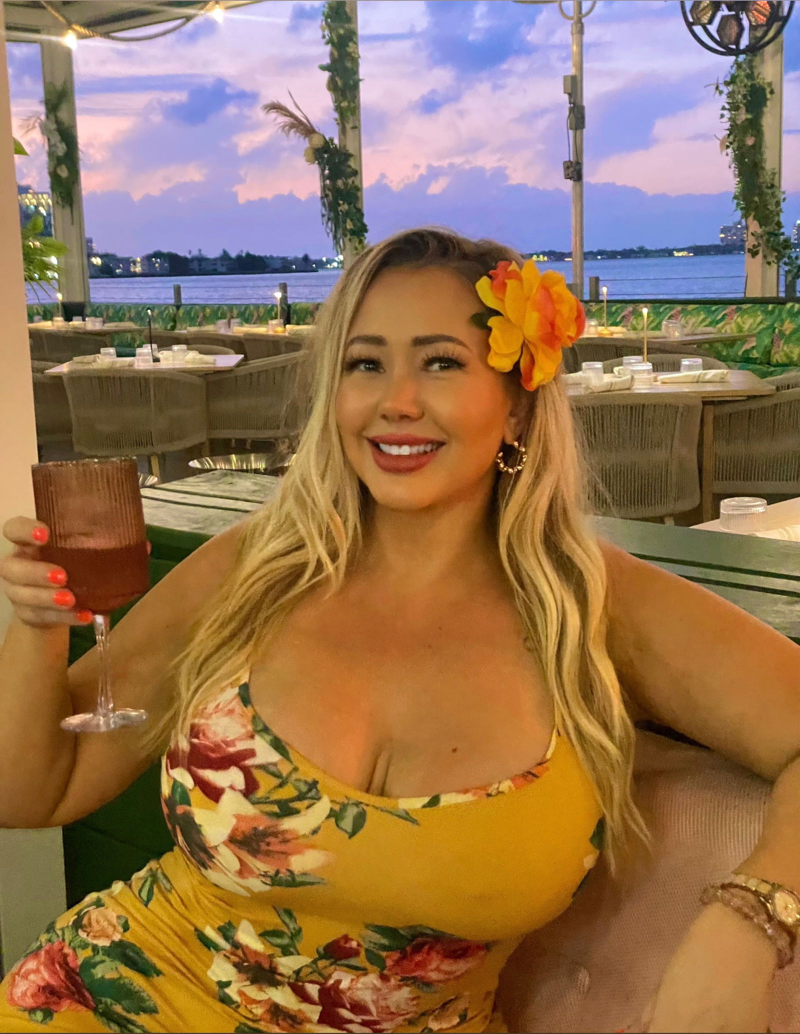 Matessa Nicole 🍑 photo