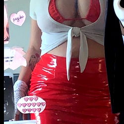 Vibrant Scene with OnlyFans Model Maria on the Bed