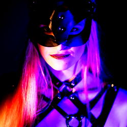 A Night in Wonderland: Alice in Ropes