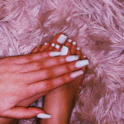 OnlyFans Model Abryyr with Acrylic Nails