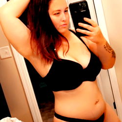 South Dakota OnlyFans Model Sylvia S