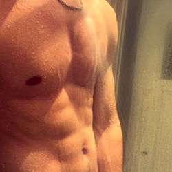 Daniel Graham: OnlyFans Model Shares Workout Routine