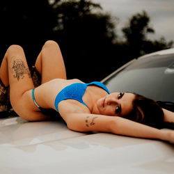 Hailey || ๐ฉท photo