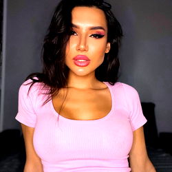 Alluring model Alice Marx from Moscow