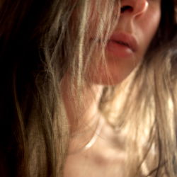 Portland, OR Model Vi in Epic Pose