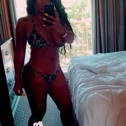 S3ximena's OnlyFans Bikini Photos