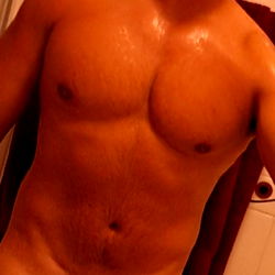 MyFavoriteDILF - Full-Body Shot